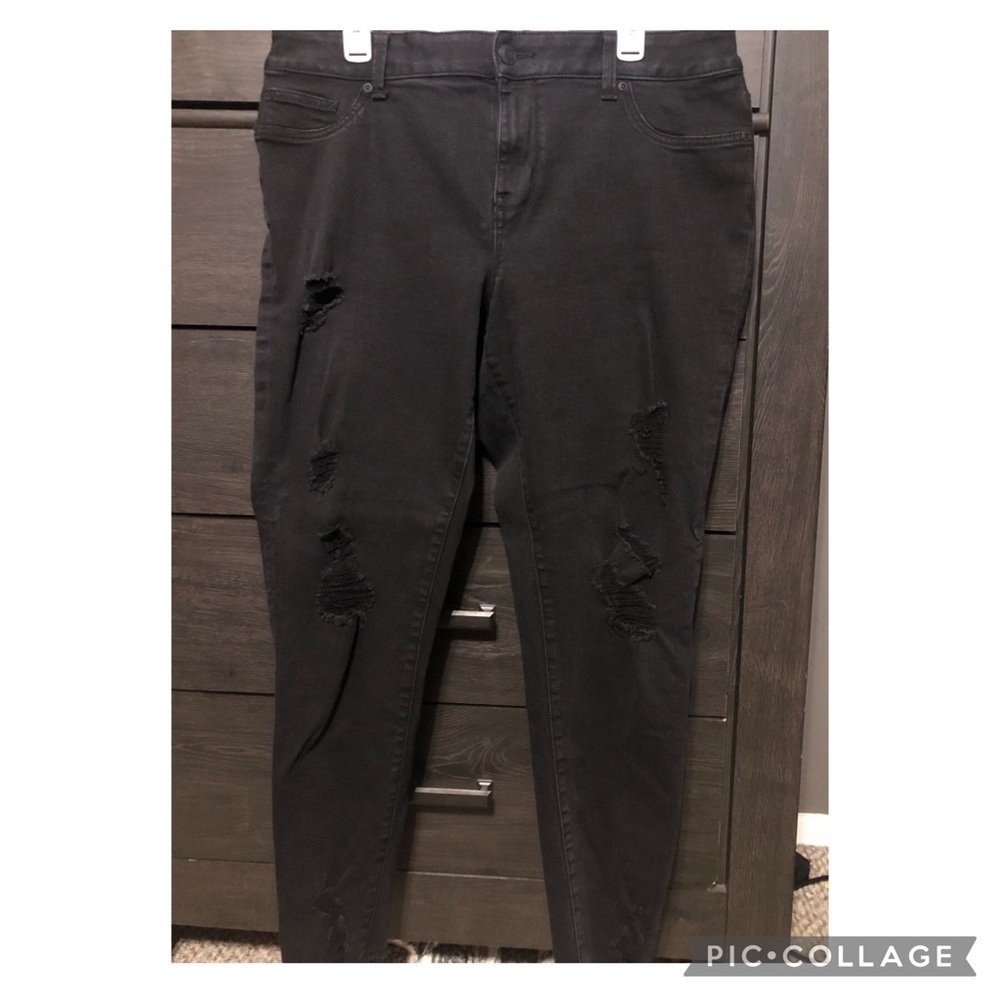 Distressed black jeans